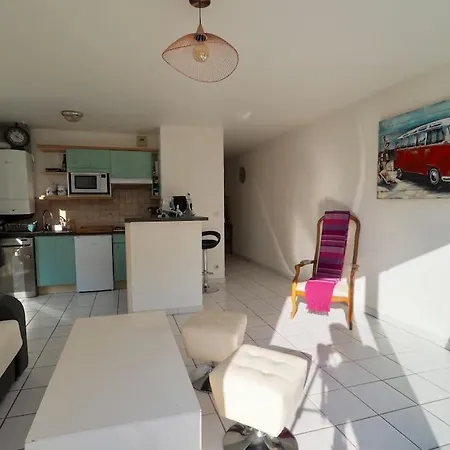 Centre Avec Terrasse Et Box Prive *